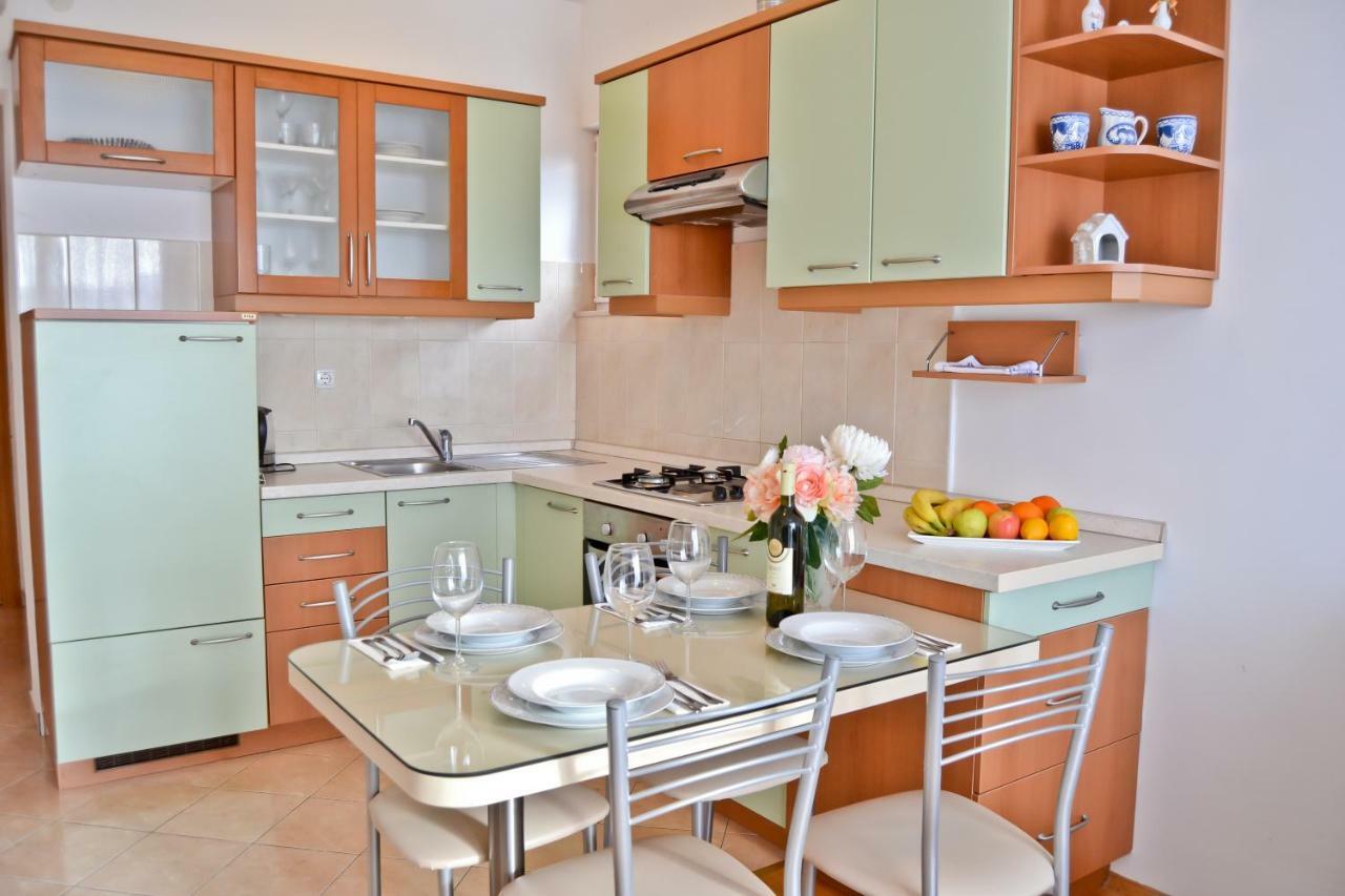 Apartman Mime Stanici Buitenkant foto