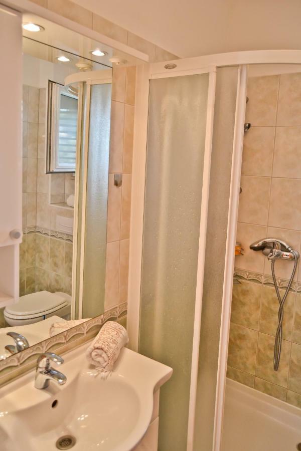 Apartman Mime Stanici Buitenkant foto